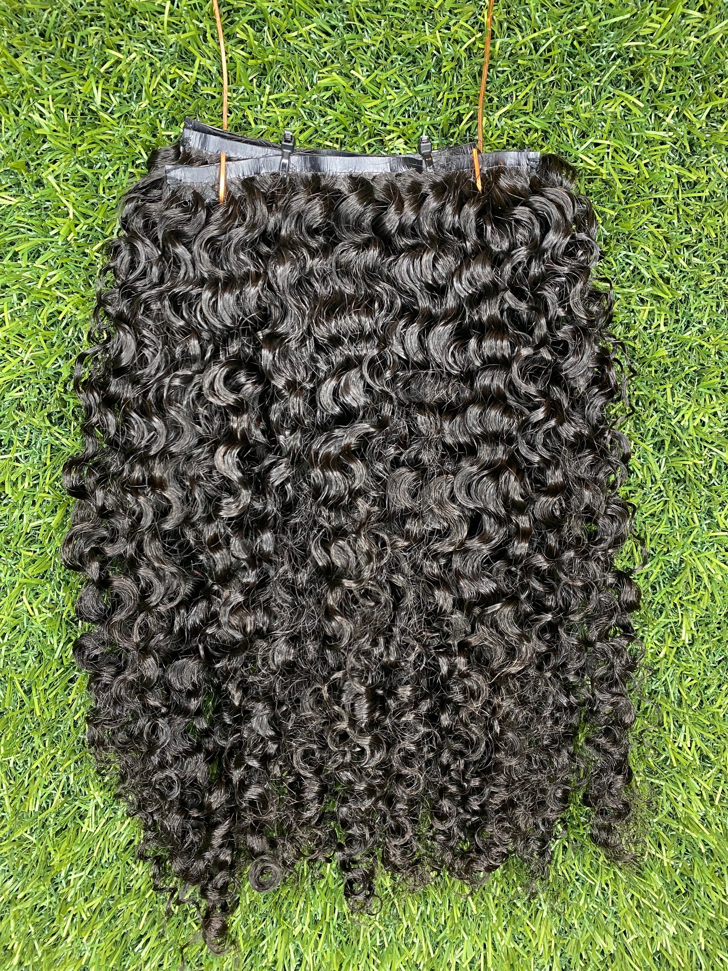 PARTIAL SET: SEAMLESS CLIPINS- SOFT KINKY CURL 18"